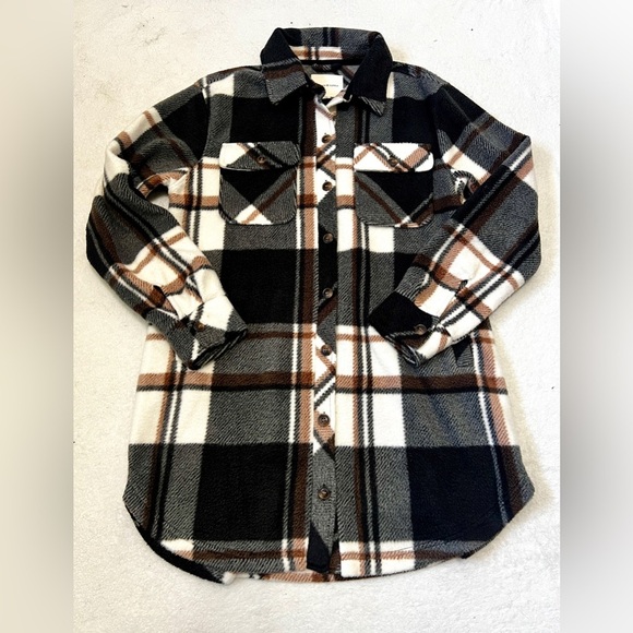 Thread & Supply Autumn Plaid Flannel Shaket - Medium - Picture 2 of 10